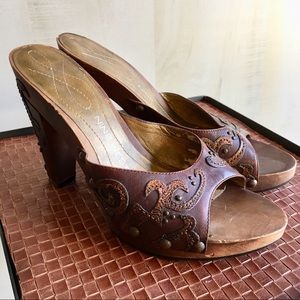 Nine West Wooden Mule